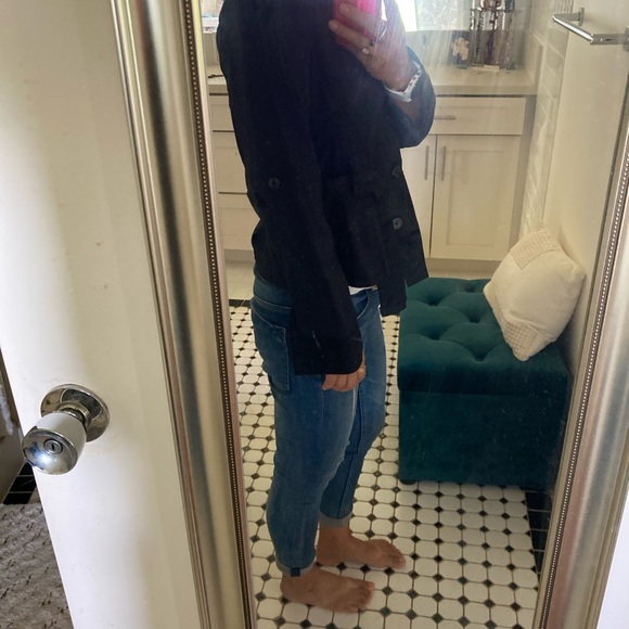 Like New Old Navy Cropped Utility Jacket - Picture 3 of 6